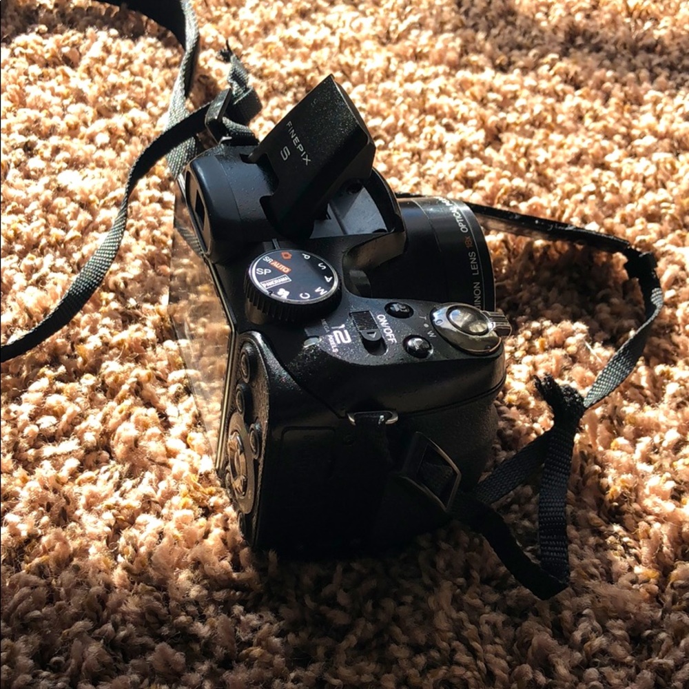 Camera - Picture 3 of 6